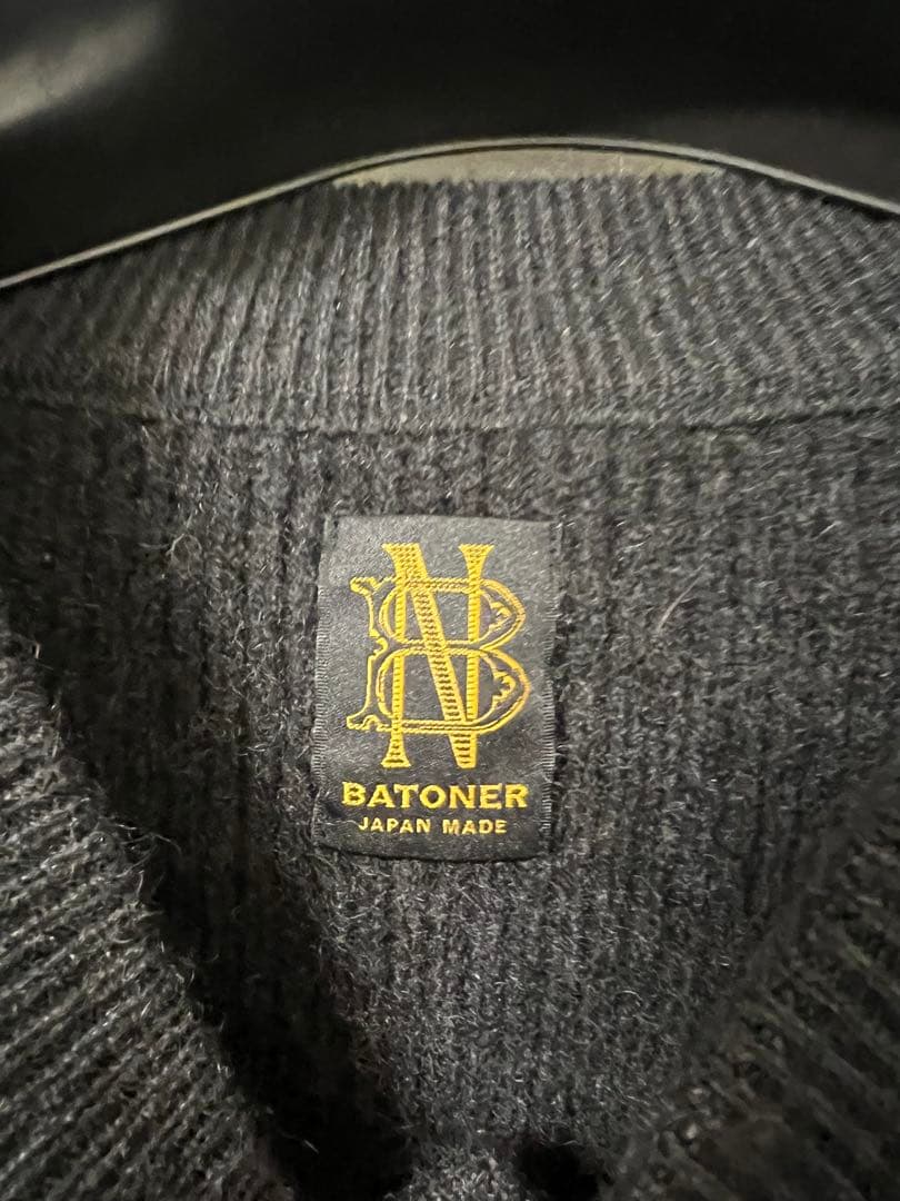 バトナー カシミア フォックス クルーネックカーディガン