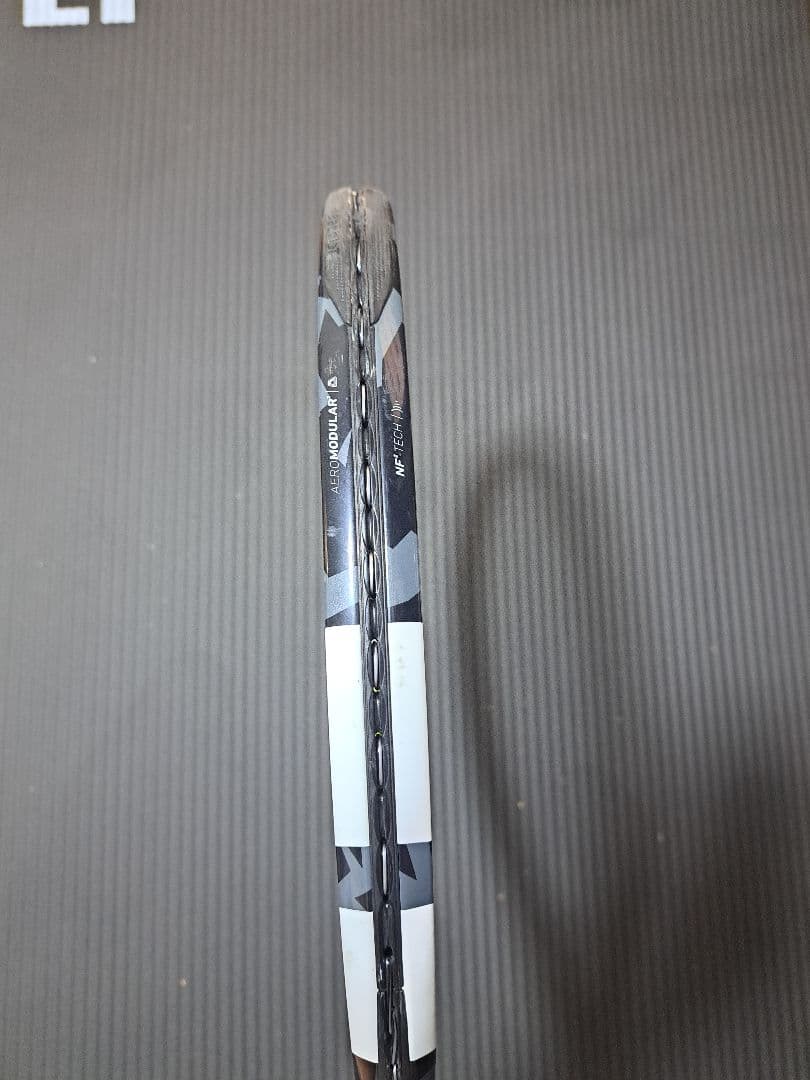 サ*バ様 最新モデル　バボラ　G3 ピュアアエロ　100 テニス　ラケット