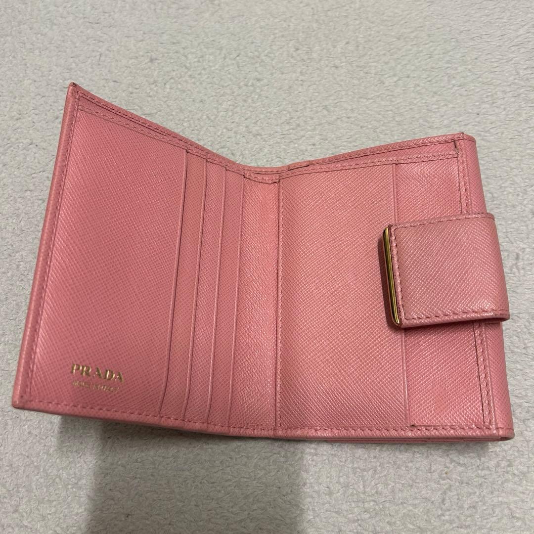 PRADA 二つ折り財布 ピンク レザー