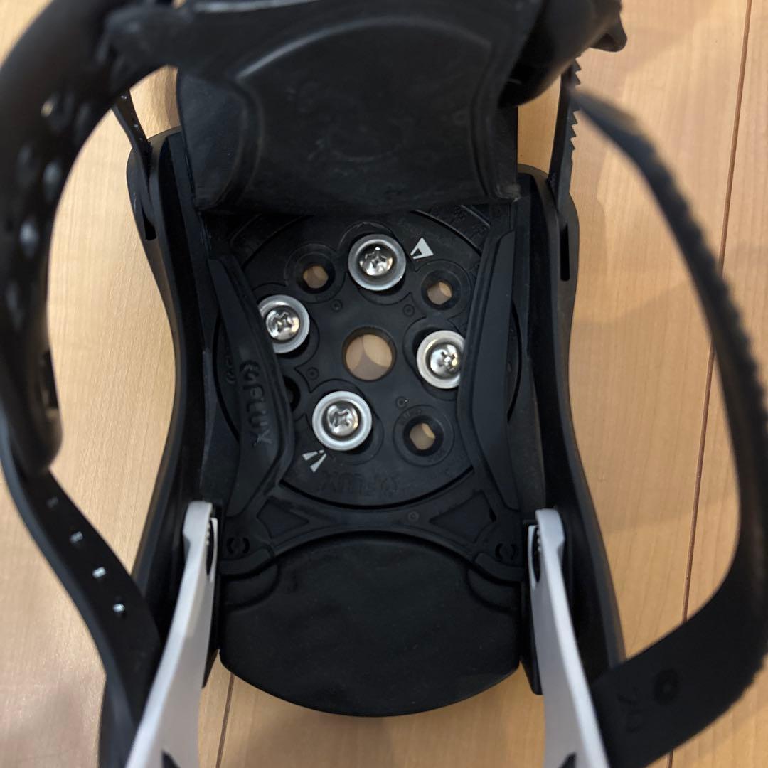 FLUX PR ホワイトMサイズ スノーボードビンディング
