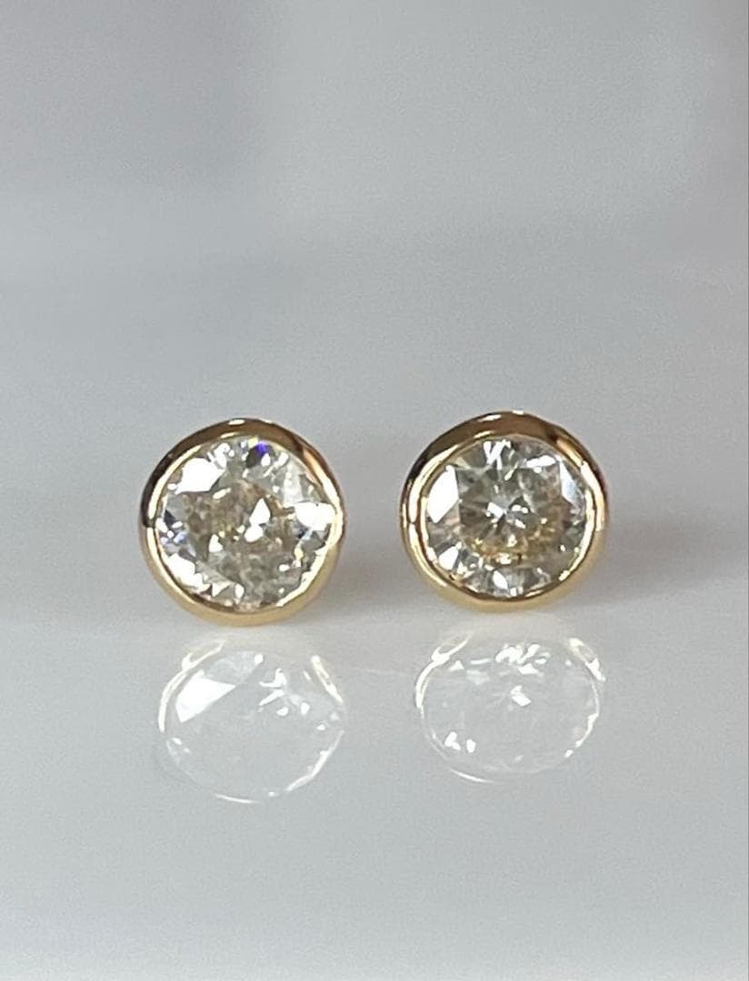 K18 天然ダイヤモンドフクリンピアス 計0.8ct 鑑別カード付き