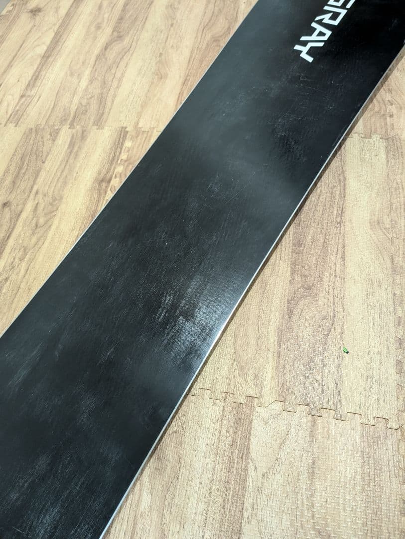 GRAY LOVEBUZZ 156cm パウダー　スノーボード