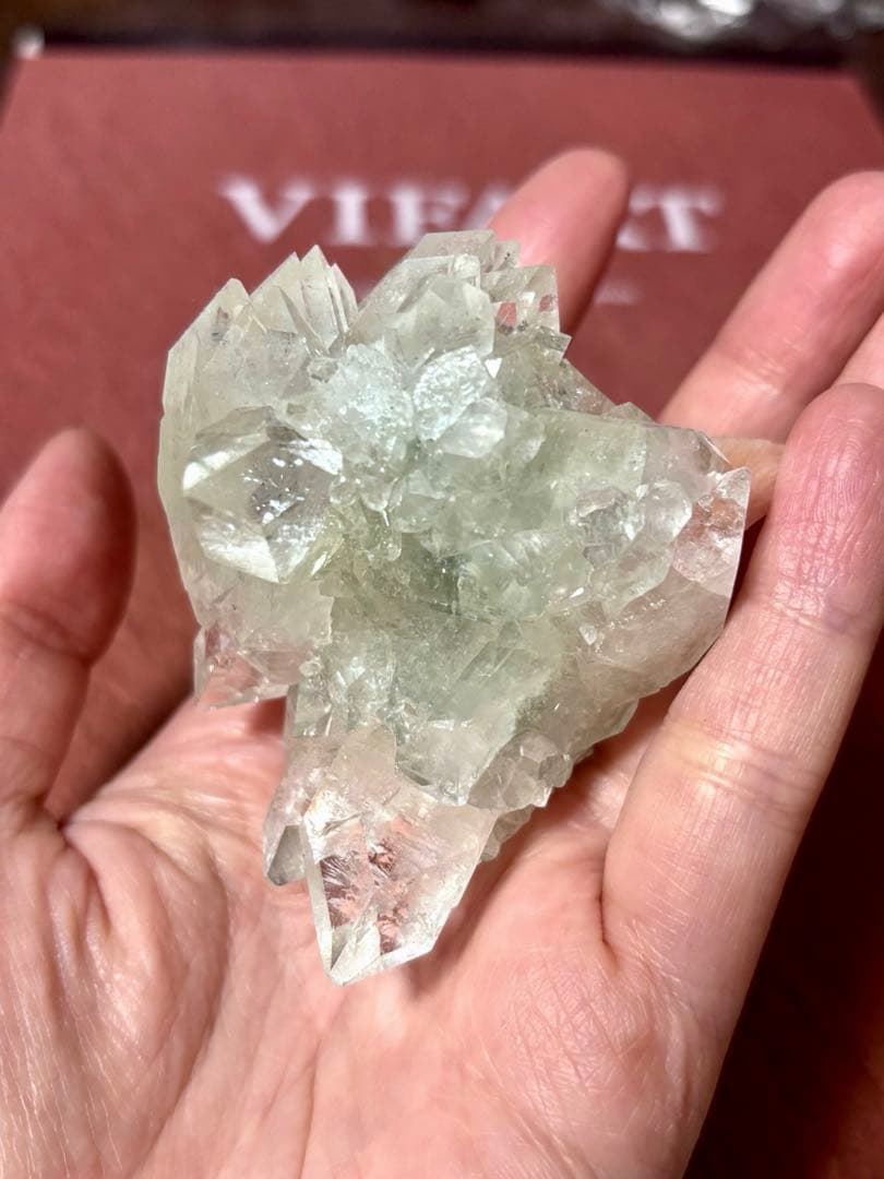 【レア】グリーンアポフィライト 原石 インド産 魚眼石 鉱物標本 天然石