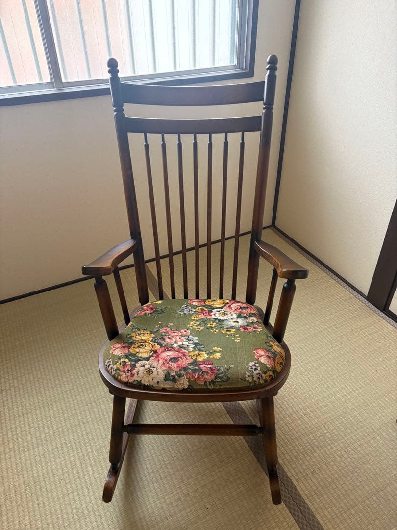 木製ロッキングチェア