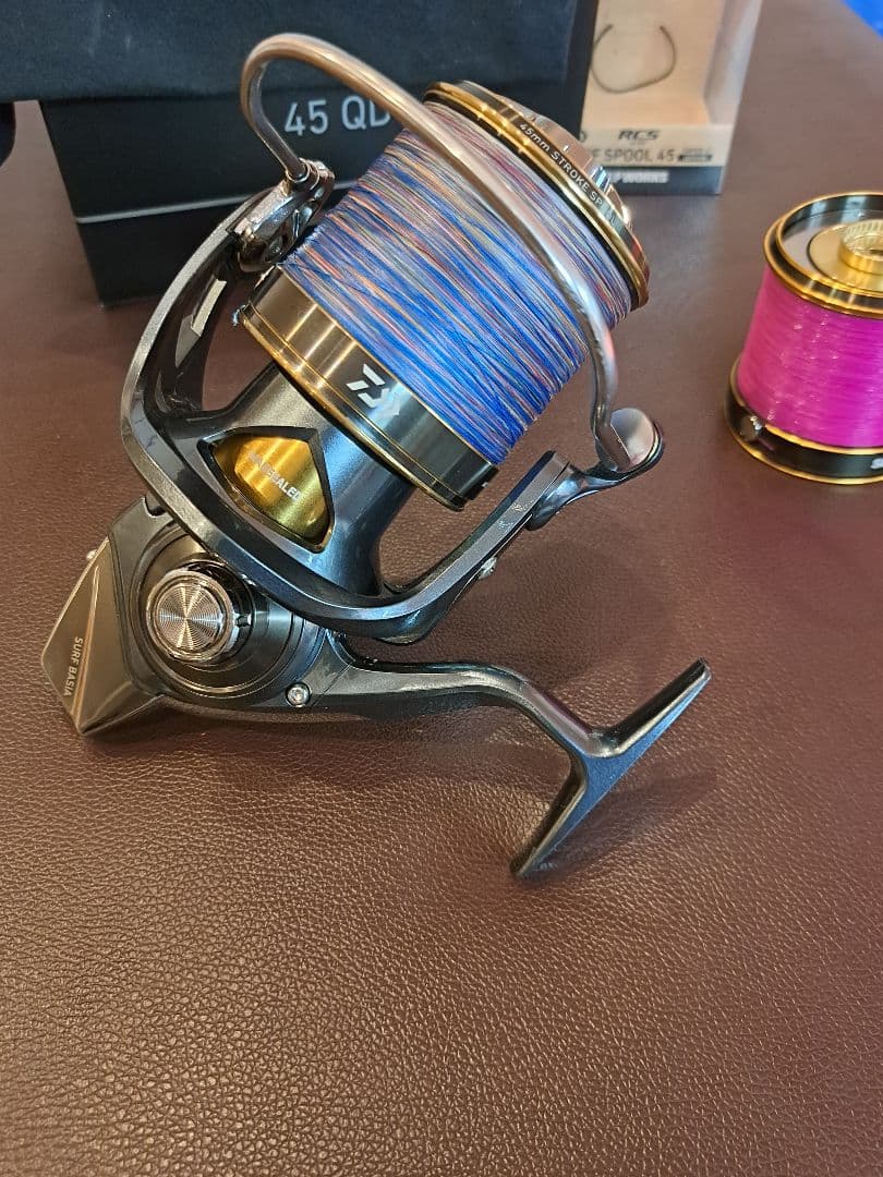 [状態良]ダイワ 21サーフベーシア45QD RCSサーフスプール付きゴメクサス