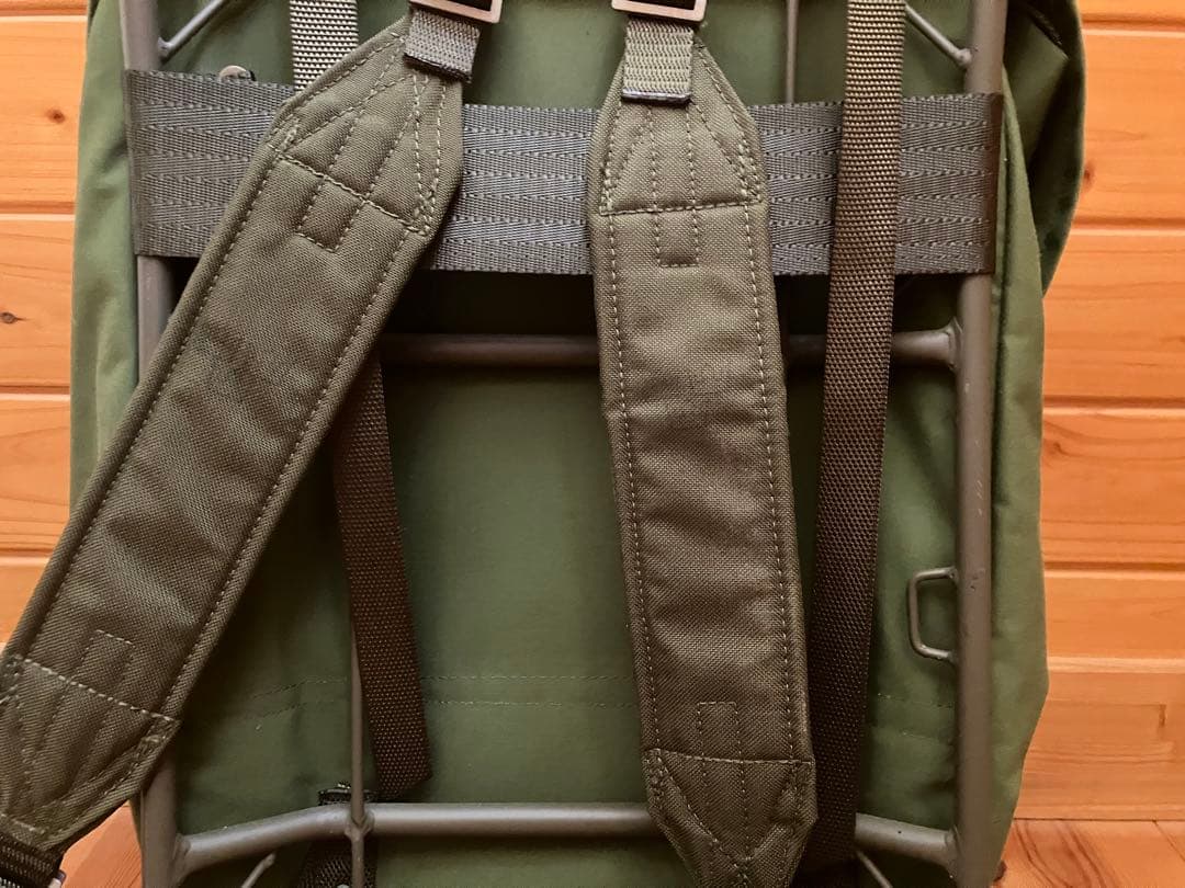 実物　スウェーデン軍　バックパック　フレーム付き