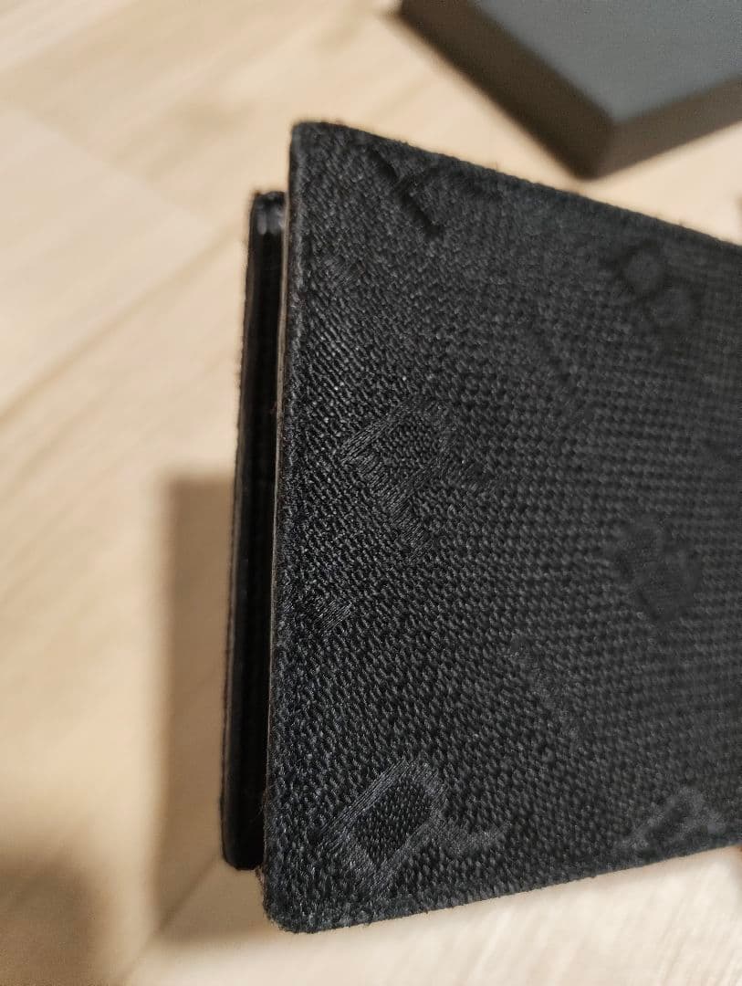 ルナさん専用【ほぼ未使用】BVLGARI ブルガリ ロゴマニア 二つ折り 箱付き