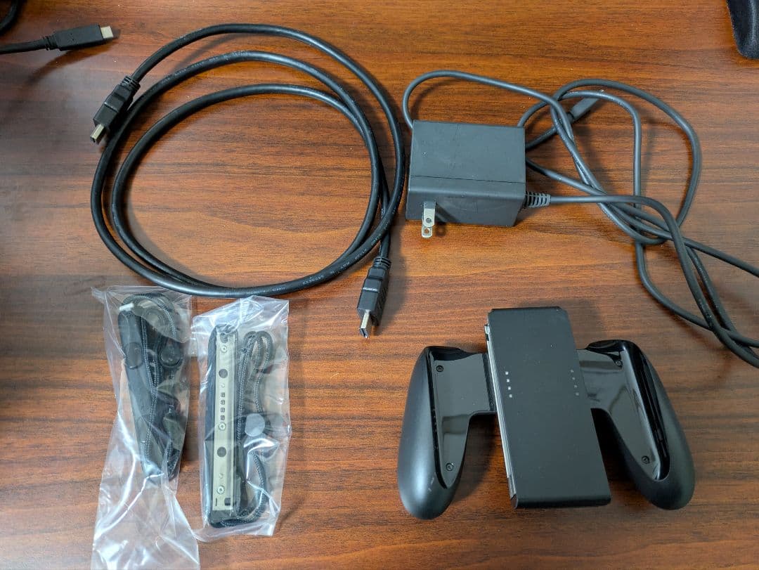 ち*き様 Nintendo Switch 本体 青/赤