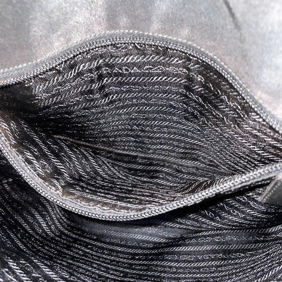 【良品】PRADA プラダ　トートバッグ　ナイロン　ブラック　黒　刺繍　肩掛け