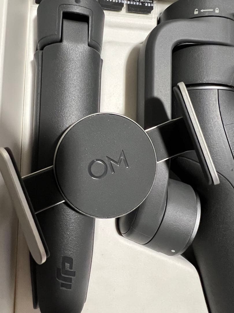 DJI Osmo Mobile 6 専用ケース付き