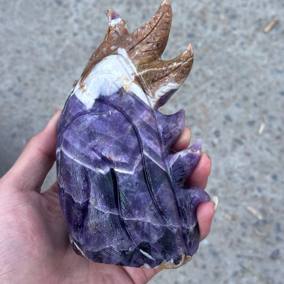 天然石ドリームアメジストの九尾狐　ご購入前に在庫確認必要G.153