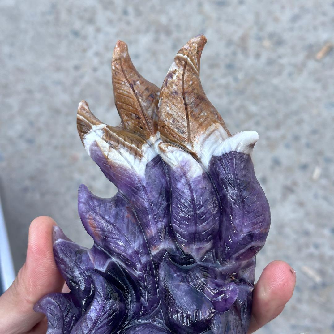 天然石ドリームアメジストの九尾狐　ご購入前に在庫確認必要G.153