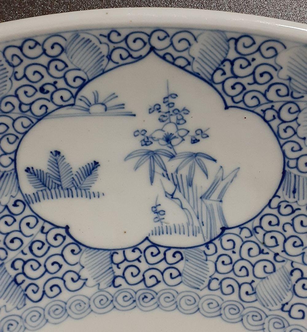 江戸時代後期　古伊万里　染付　窓絵に松竹梅　唐草文様　裏　たこ唐草文様　特大大皿