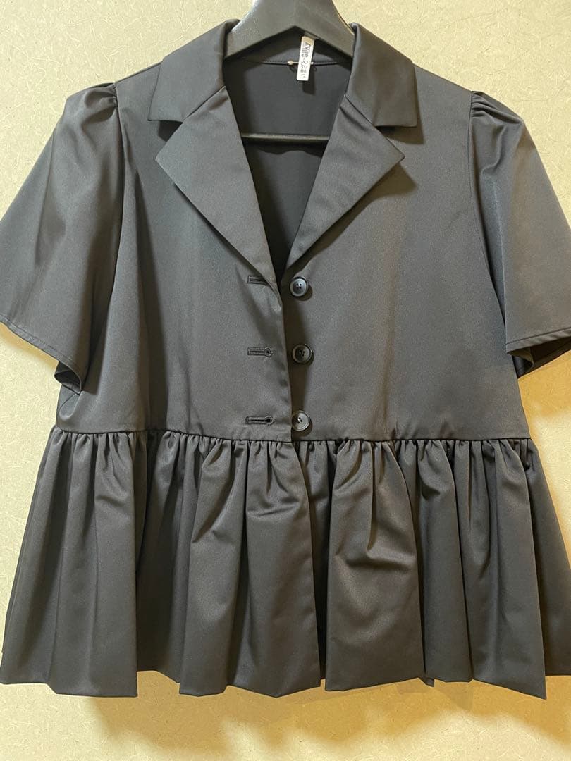 シーズンスタイルラボ　大草直子　タフタティアードジャケット