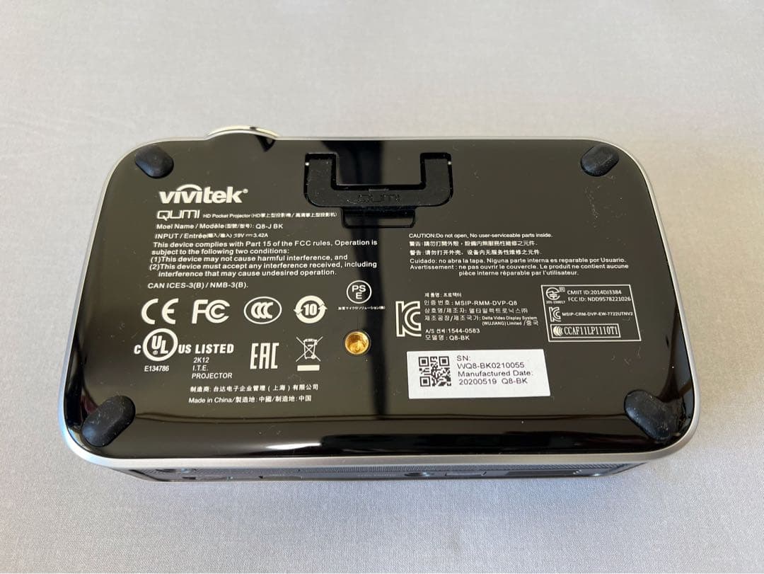 【美品】Vivitek LEDモバイルプロジェクター QUMI Q8-BK