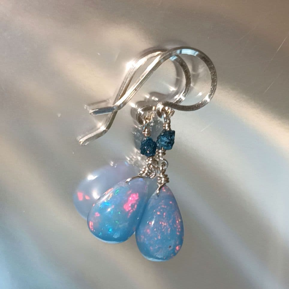 シルバー925 ブルーオパとブルーダイヤモンドピアス