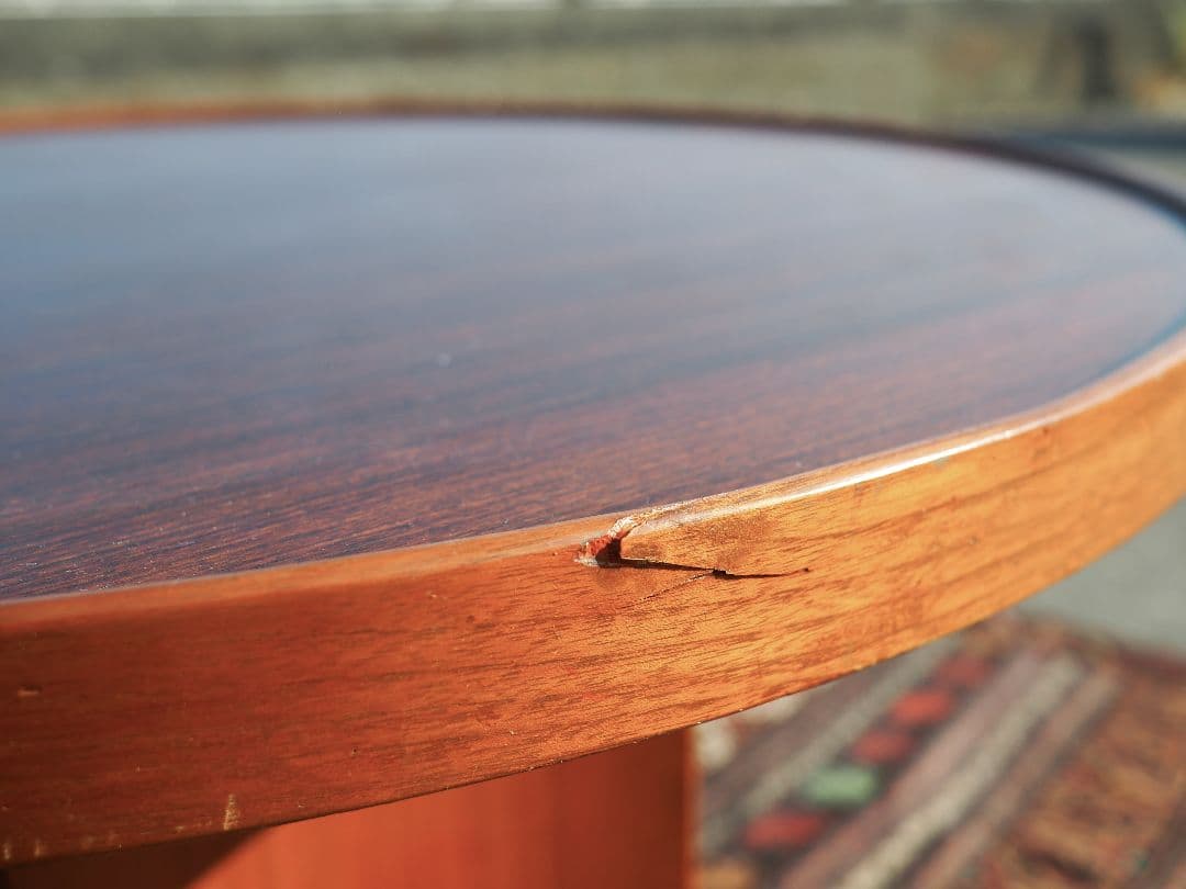 アイアンレッグラウンドハイテーブル