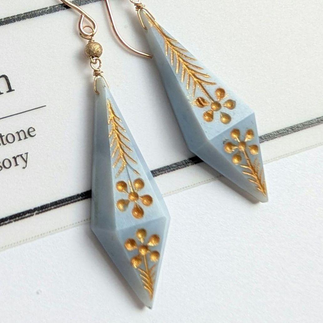 フローライト 桜カービング フープピアス