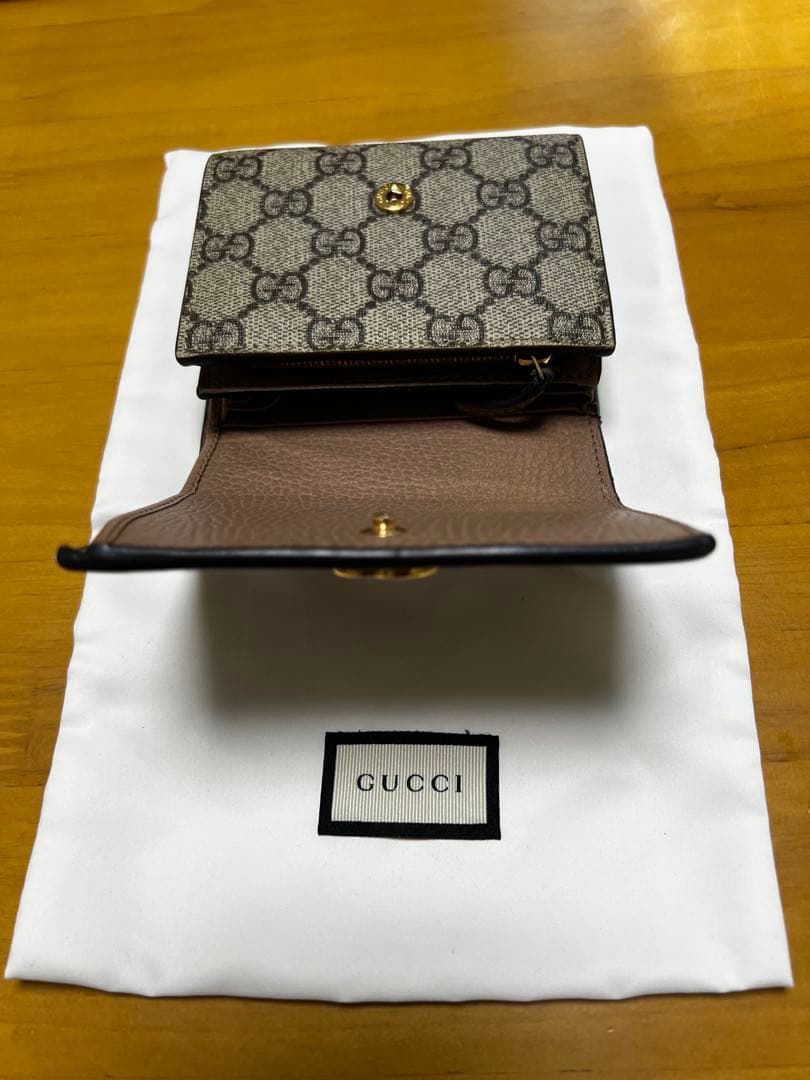 GUCCI 二つ折り財布 ブラウン/ベージュ