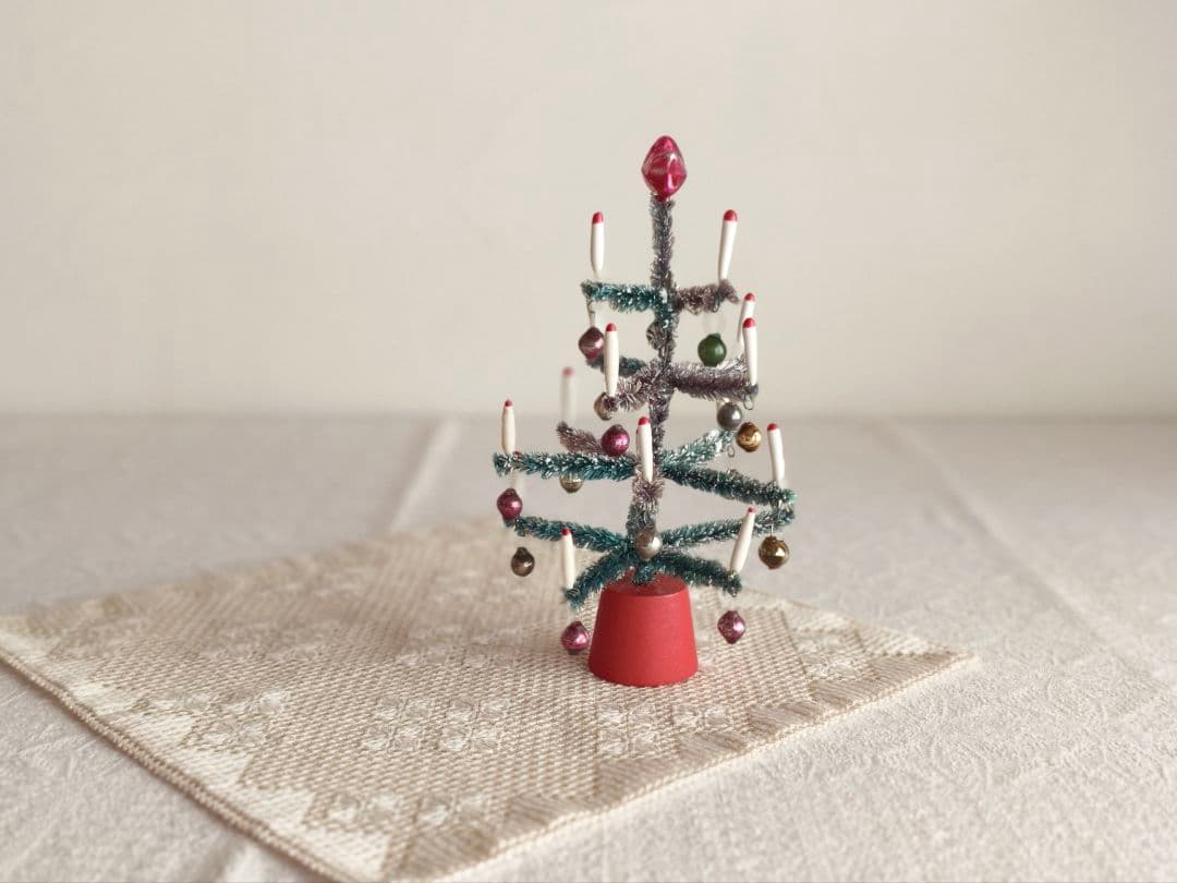 * vintage tree ✵* 星のツリートップのついた クリスマスツリー