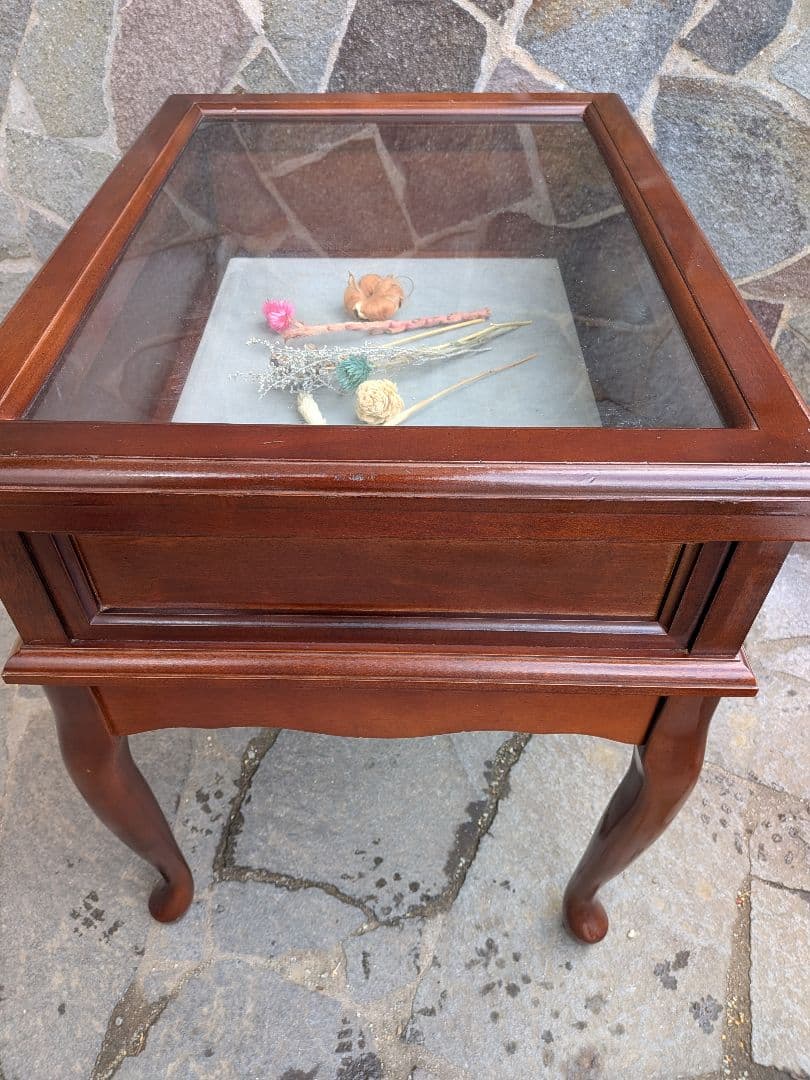 猫脚ガラスディスプレイテーブル ショーケース　最終値下げ