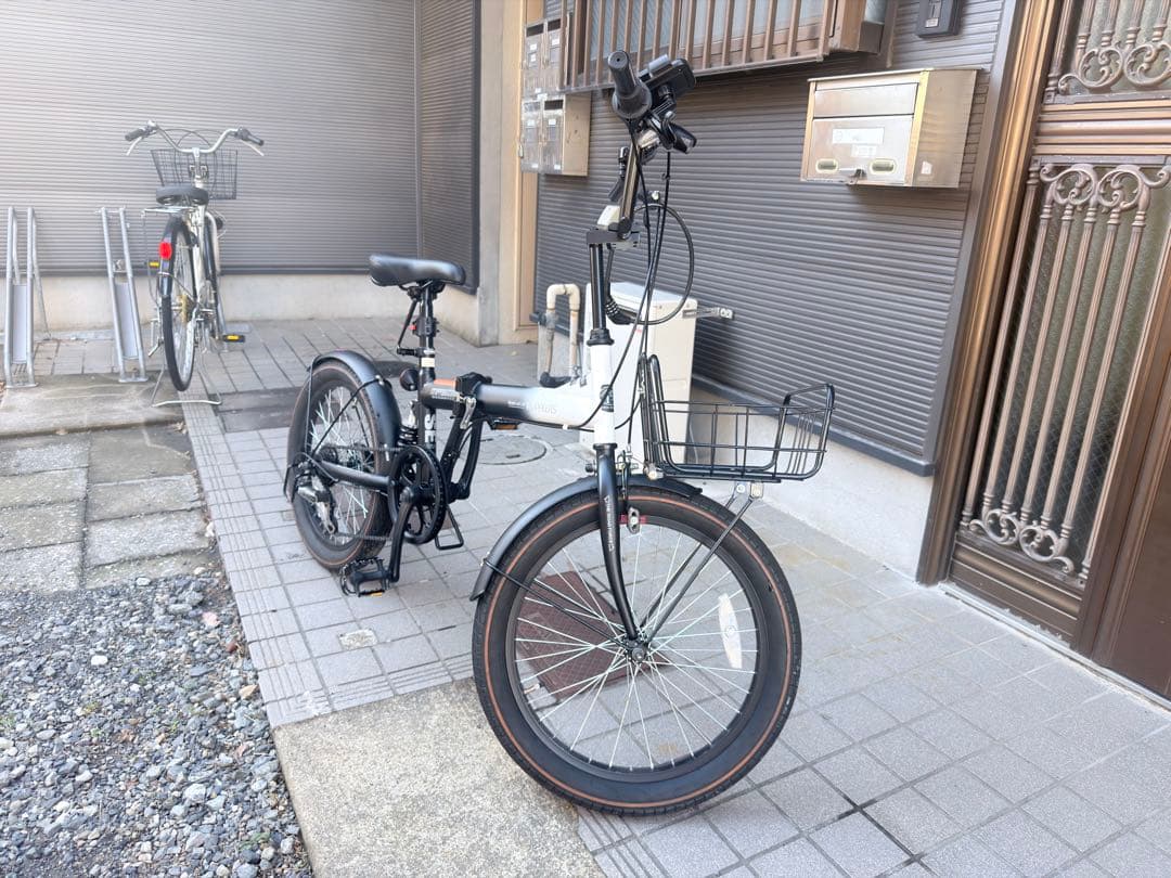 折りたたみ自転車 ホワイト・ブラック