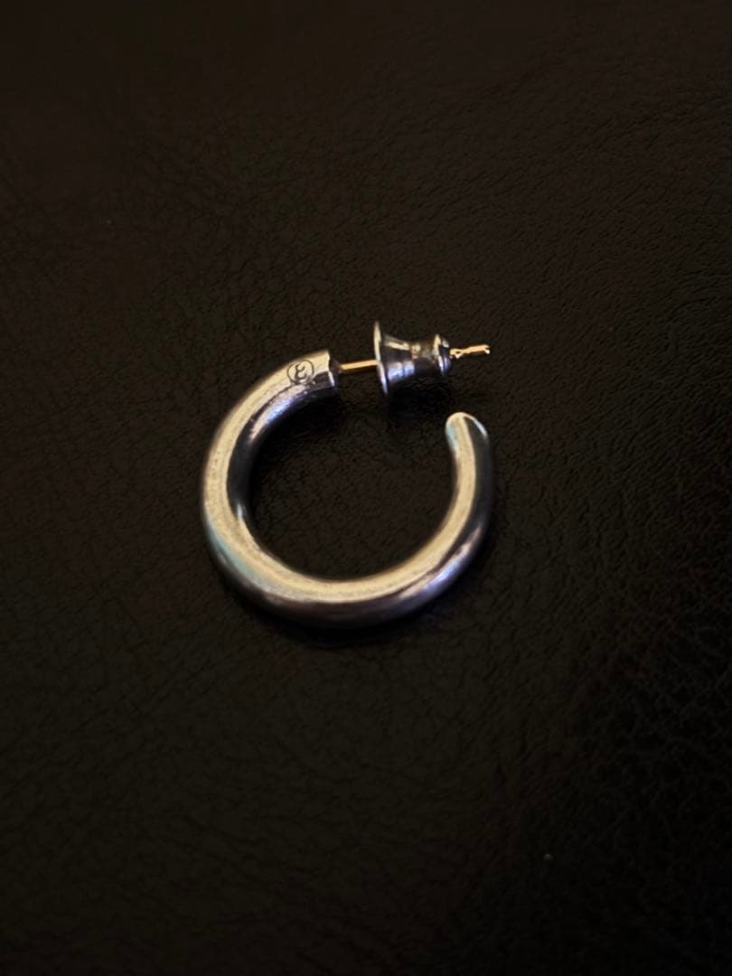 キャリアリング　ピアス