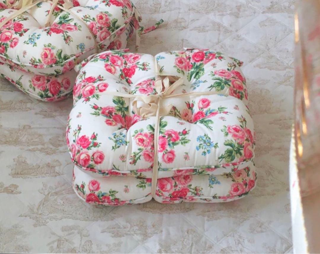 ローラアシュレイ シートクッション2枚