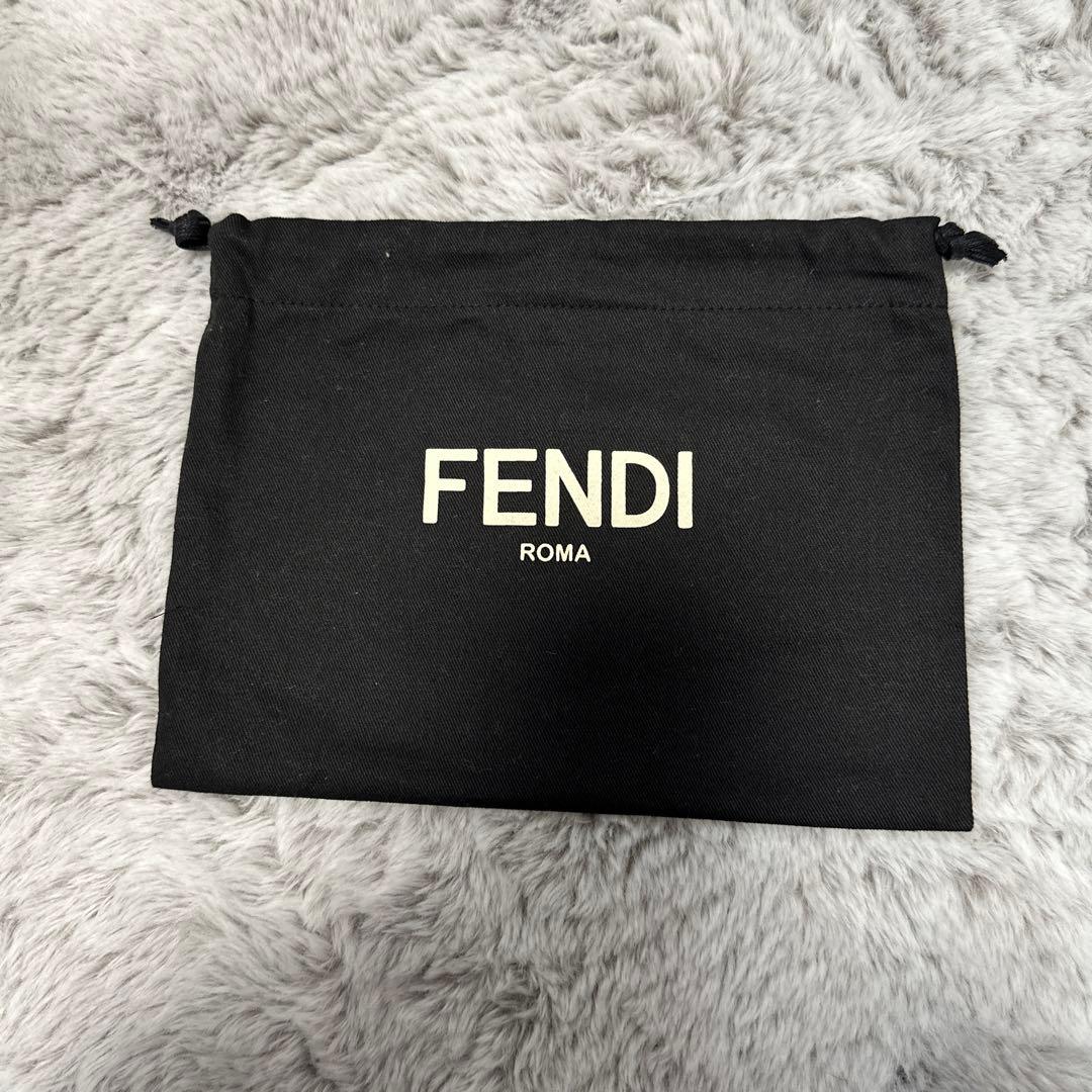 新品未使用　FENDI セレリア　ブラックレザー長財布