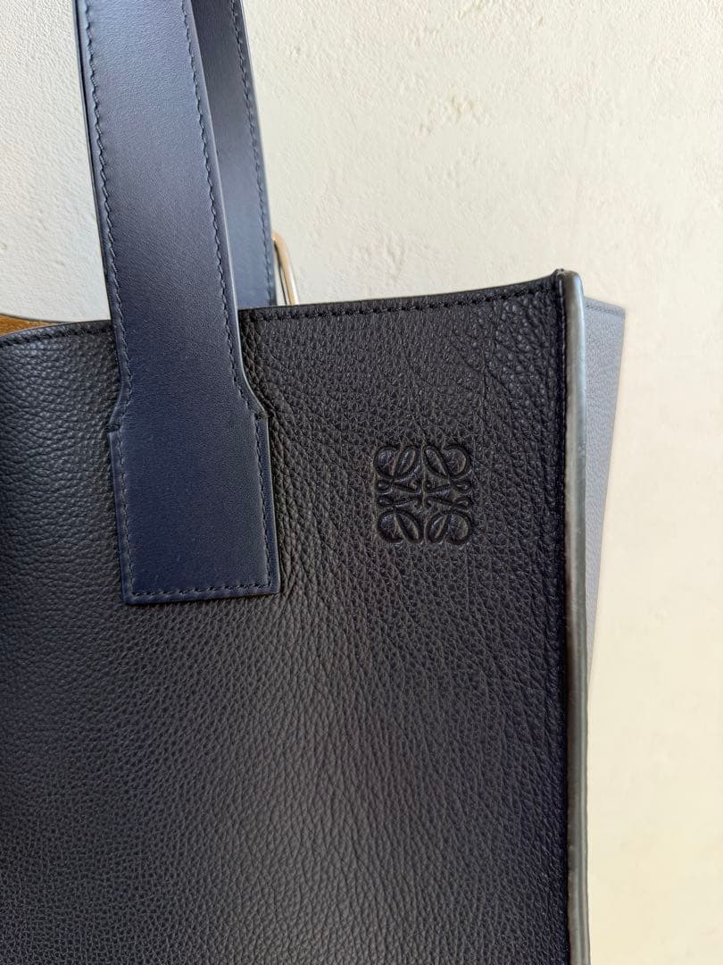 ロエベ LOEWE バックルトート【BUCKLE TOTE】