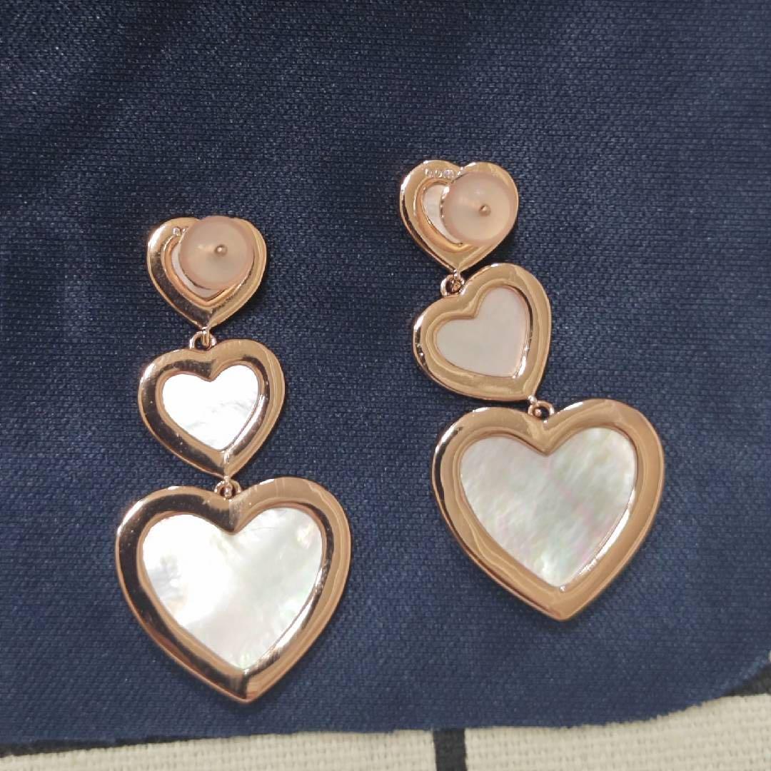 apm MONACO ハート型ピアス ギフトボックス付き