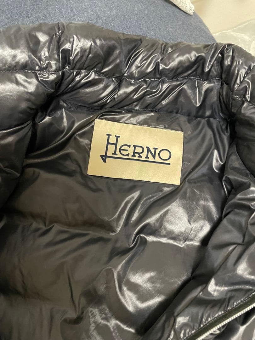 Herno ブラック エコファーダウンジャケット40