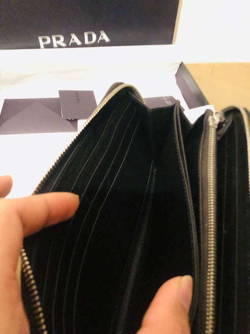 PRADA 長財布(ICチップ(RFID)搭載