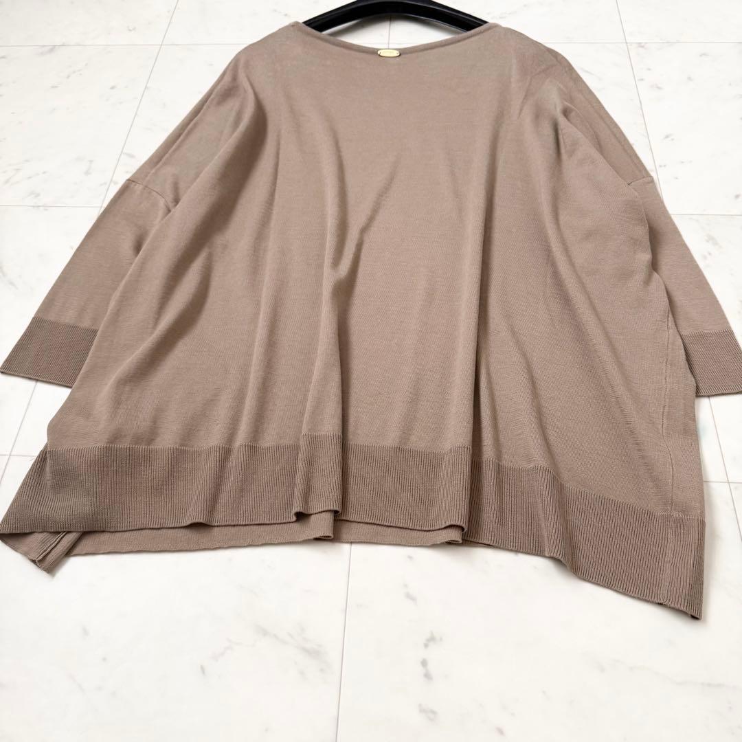 新品❤️近年モデル　MUSE オーバーニット　ベージュ　ドルマンスリーブ