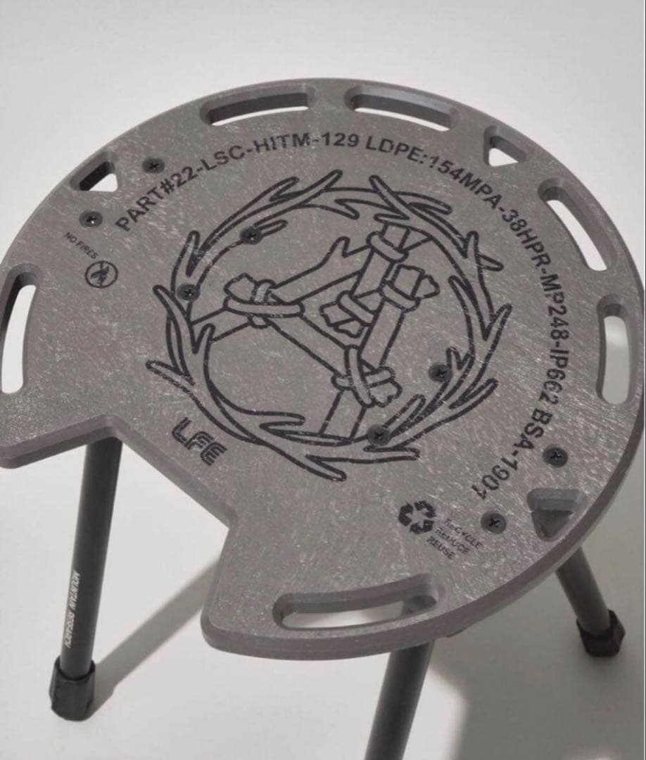 LOCKFIELD　LFE MULTI STOOL