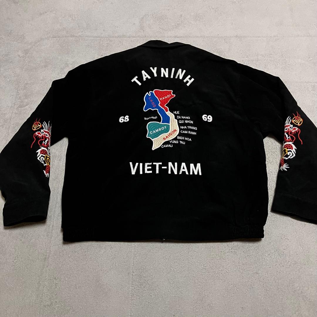 Universal Style Wear ベトジャン　刺繍　XL