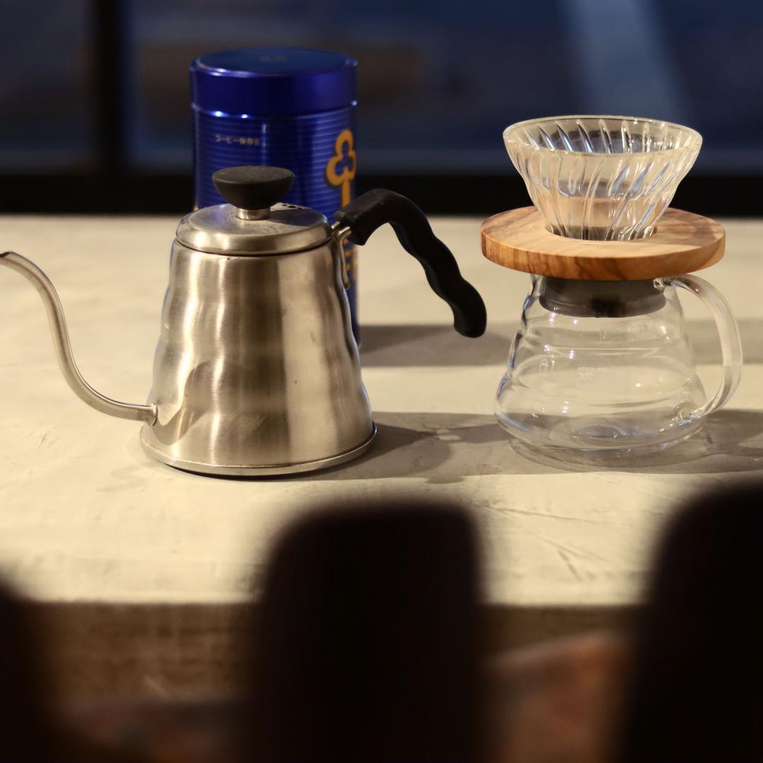 70cm角｜ボックステーブル｜ライトグレー｜薄塗りモルタル｜センターテーブル