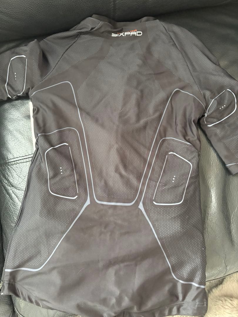 美品 SIXPADパワースーツ 上下セット レディース　Mサイズ 動作確認済