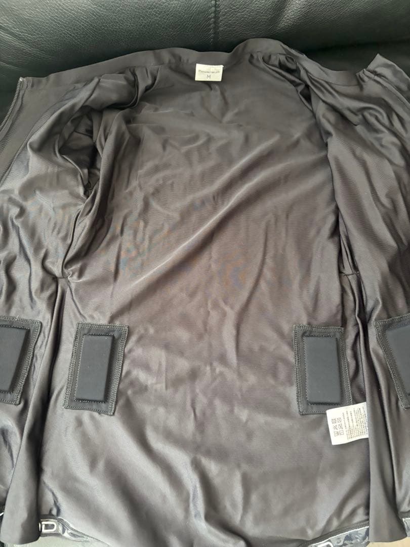 美品 SIXPADパワースーツ 上下セット レディース　Mサイズ 動作確認済