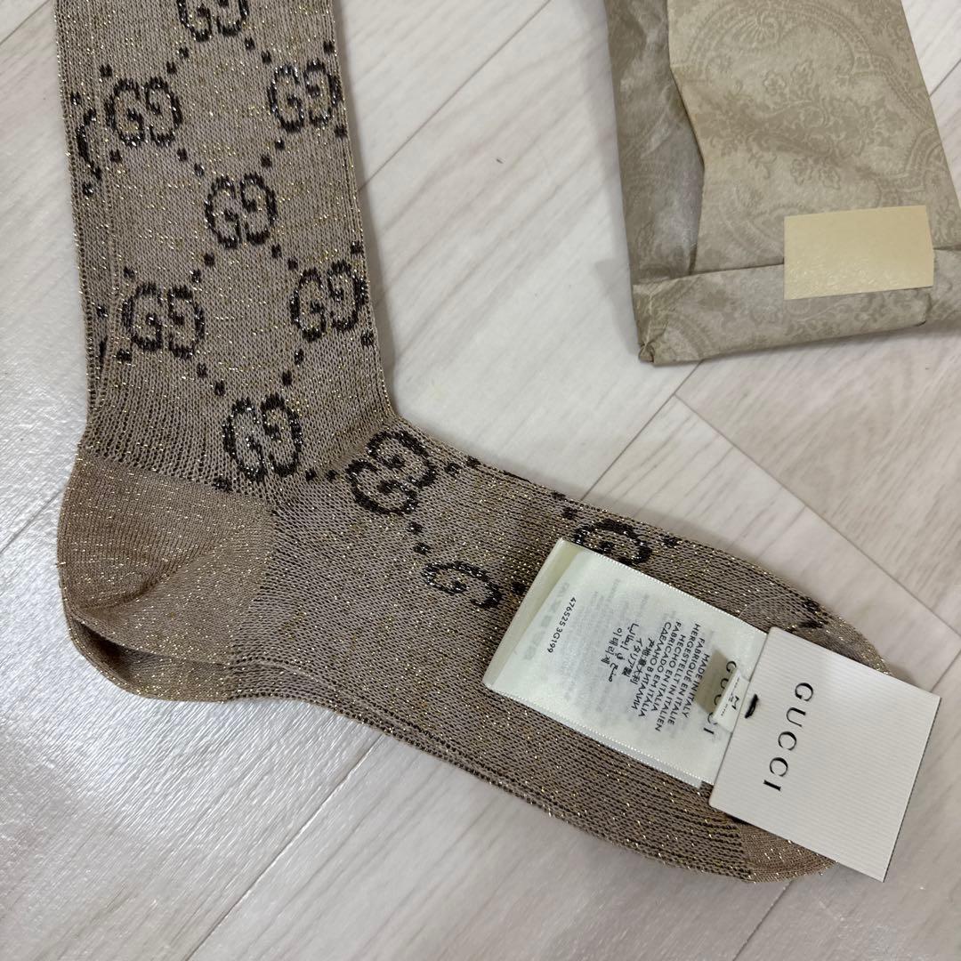 GUCCI 靴下　ソックス　M 総柄GG ロゴ　ラメ