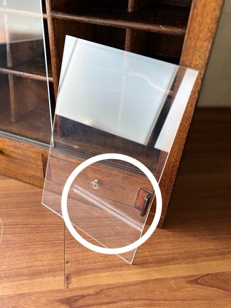 ロ*コ様 古道具　飾り棚　卓上引き戸付きキャビネット