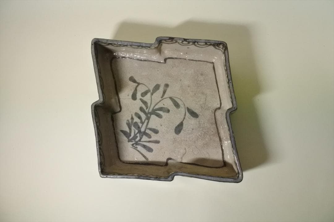 江戸末期　絵瀬戸　草花紋　菱形　平鉢　骨董品　アンティーク