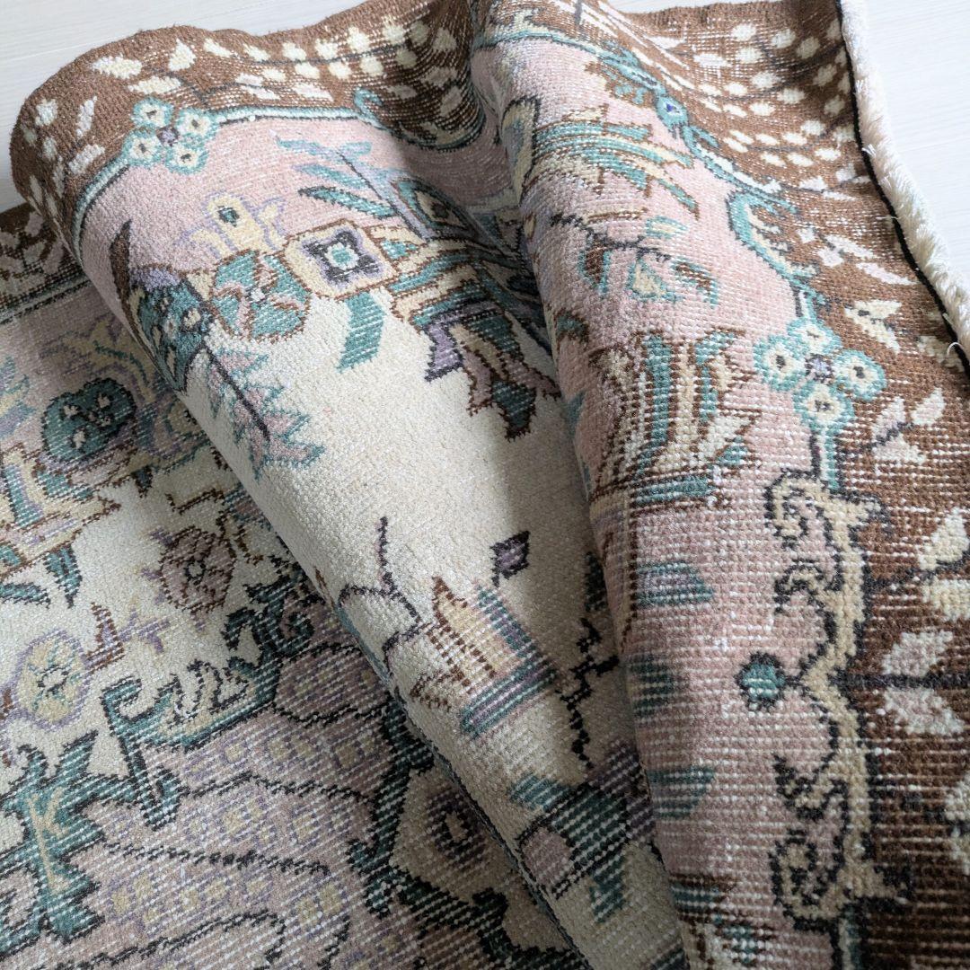 117×201 メダリオンコスモスピンク　トルコヴィンテージラグ