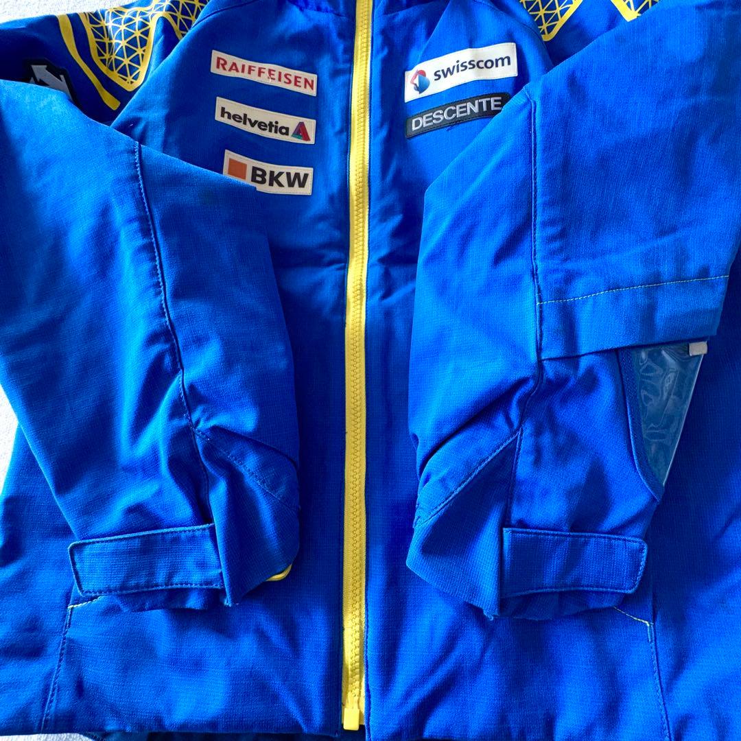 140 クリーニング済　スキーウェア　ブルー　上下　スイスナショナルチーム
