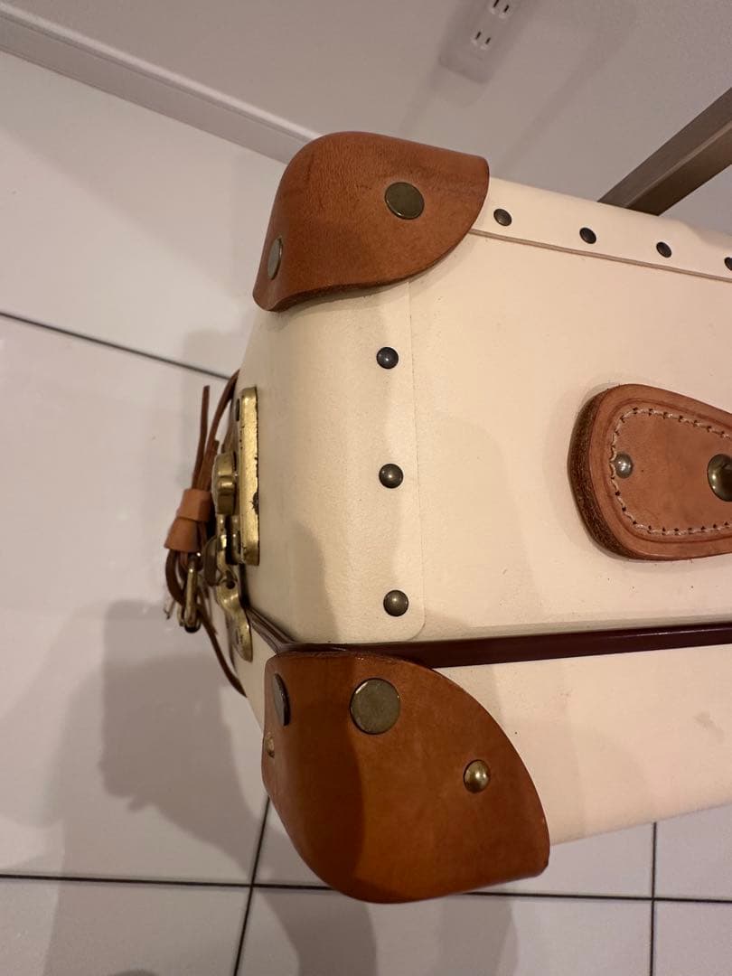 GLOBE-TROTTER グローブトロッター　SAFARI　スーツケース