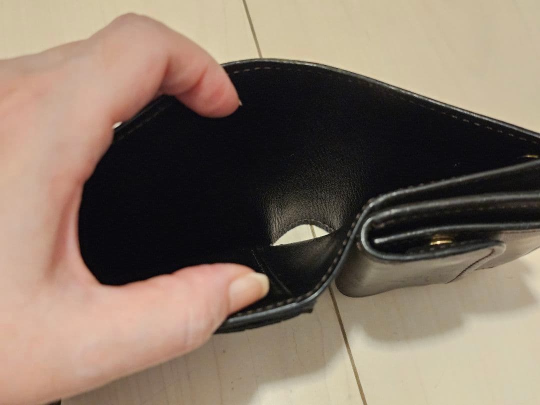 最終値下げ！WILD SWANS 三つ折り財布　ブラック　イーノ　レザー　eno