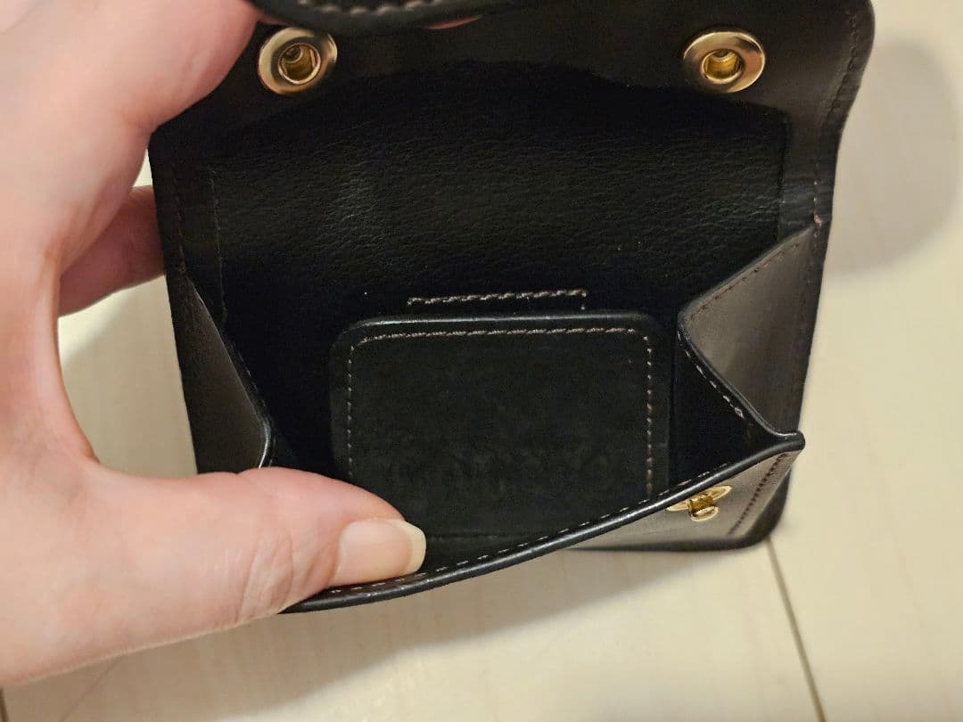 最終値下げ！WILD SWANS 三つ折り財布　ブラック　イーノ　レザー　eno