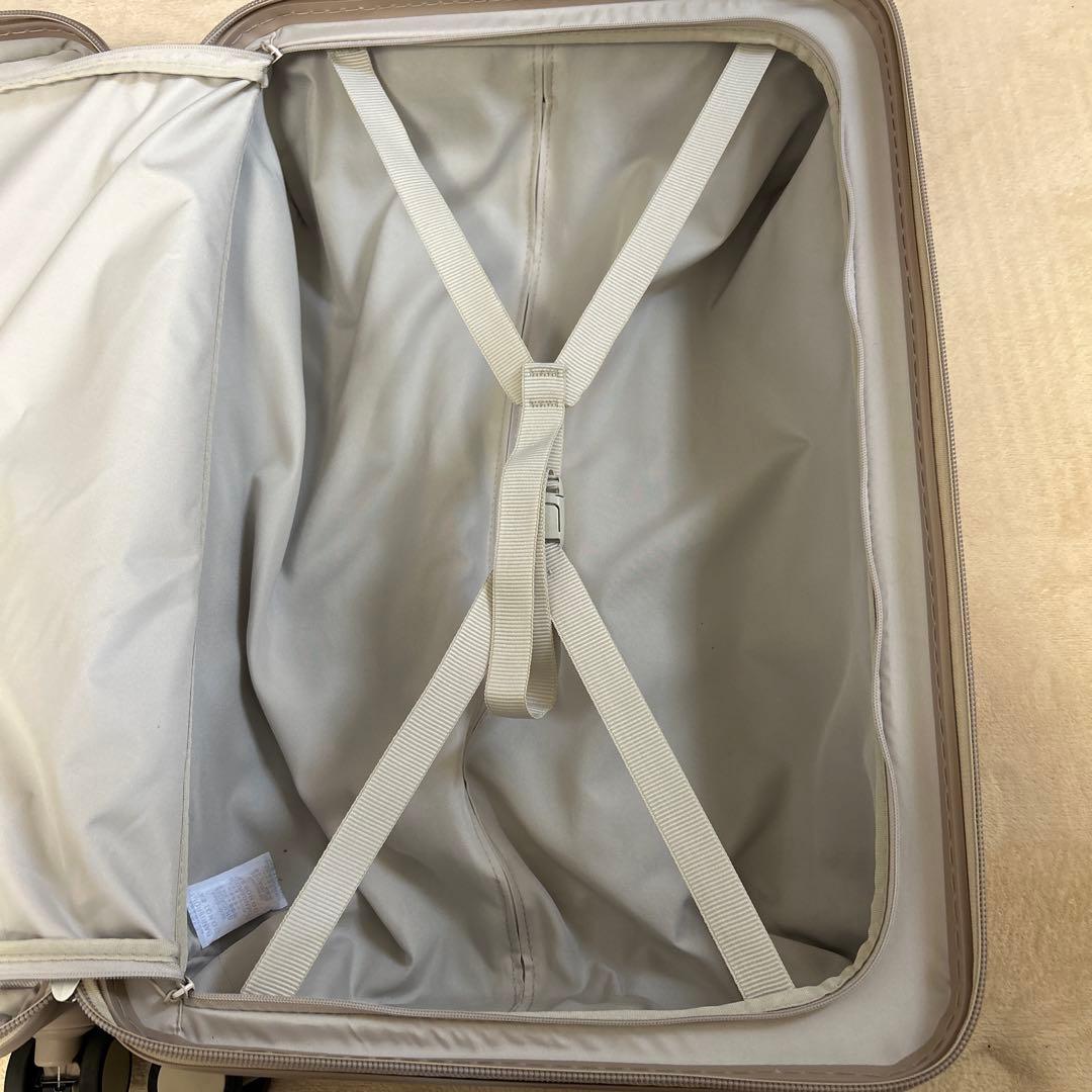 イノベーター　スーツケース　62Ｌ　カフェラテ　美品