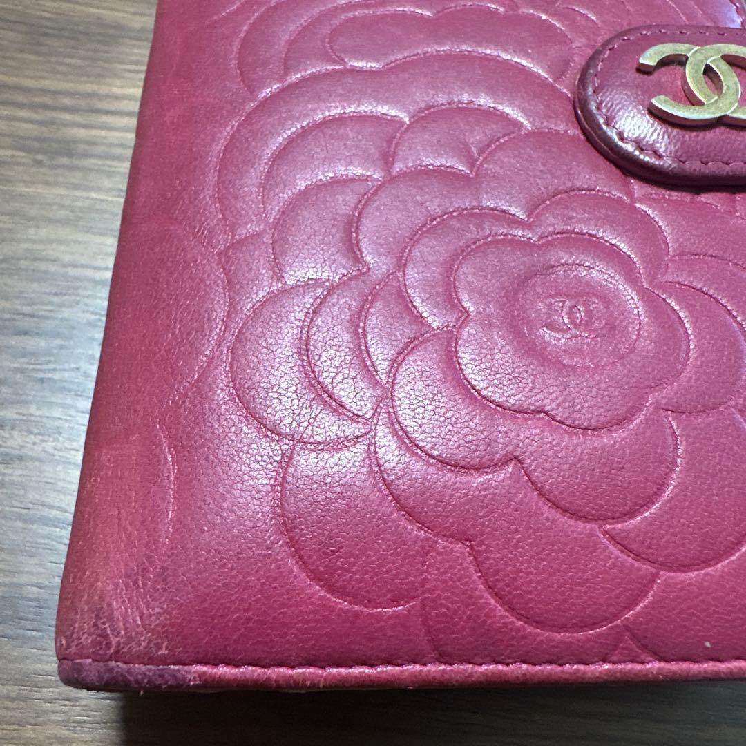 CHANEL カメリア ピンク 二つ折りコンパクト財布　二つ折り財布　フラワー