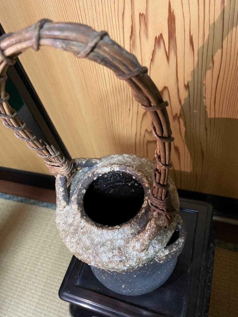 古道具 陶器製 吊り下げ灯り / 花器 オブジェ 民藝 焼き物 籐持ち手